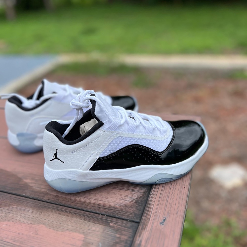 Jordan 11 Retro ( NEVER USED) Brand New